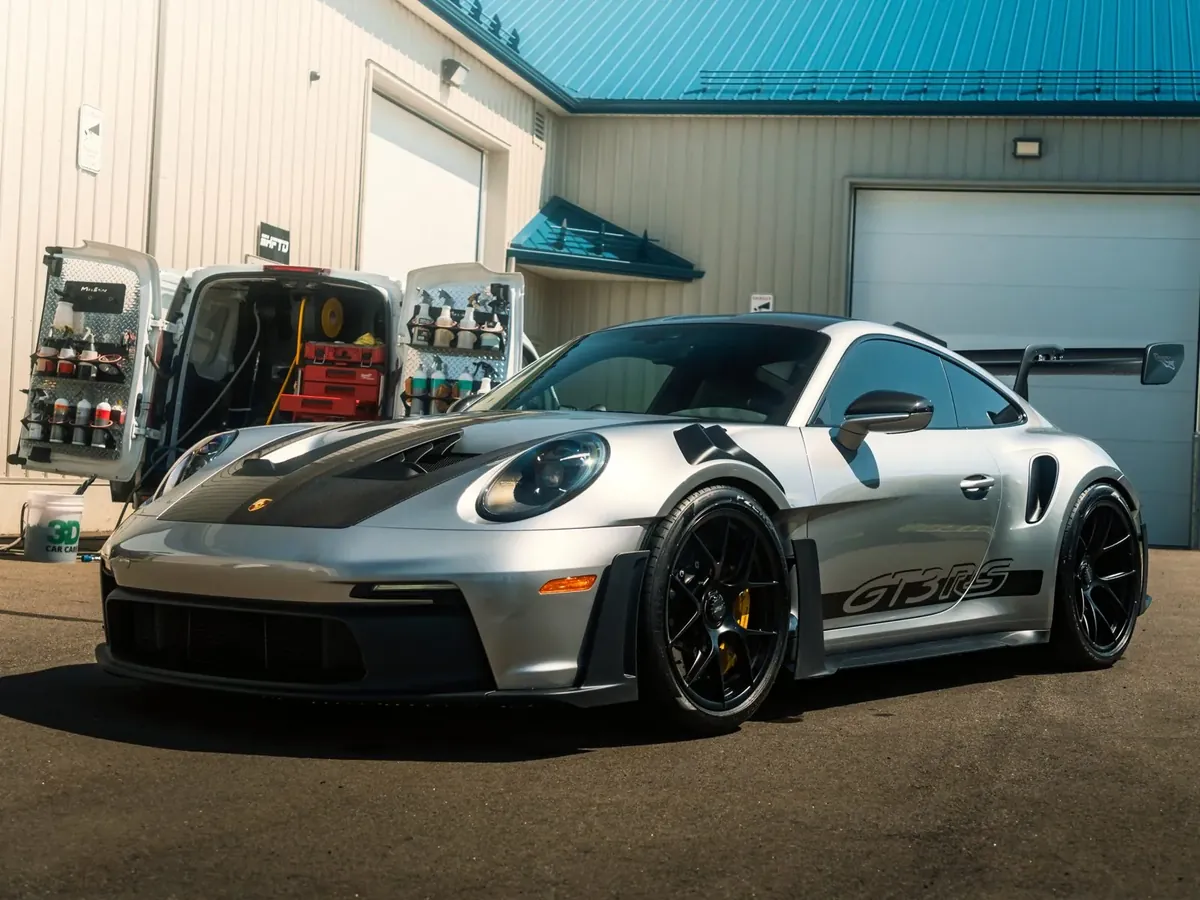 Porsche 911 GT3 RS — avant trois-quarts